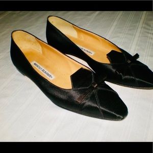 MANOLO BLAHNIK Sz 36.5 Black Satin Ballet Flats